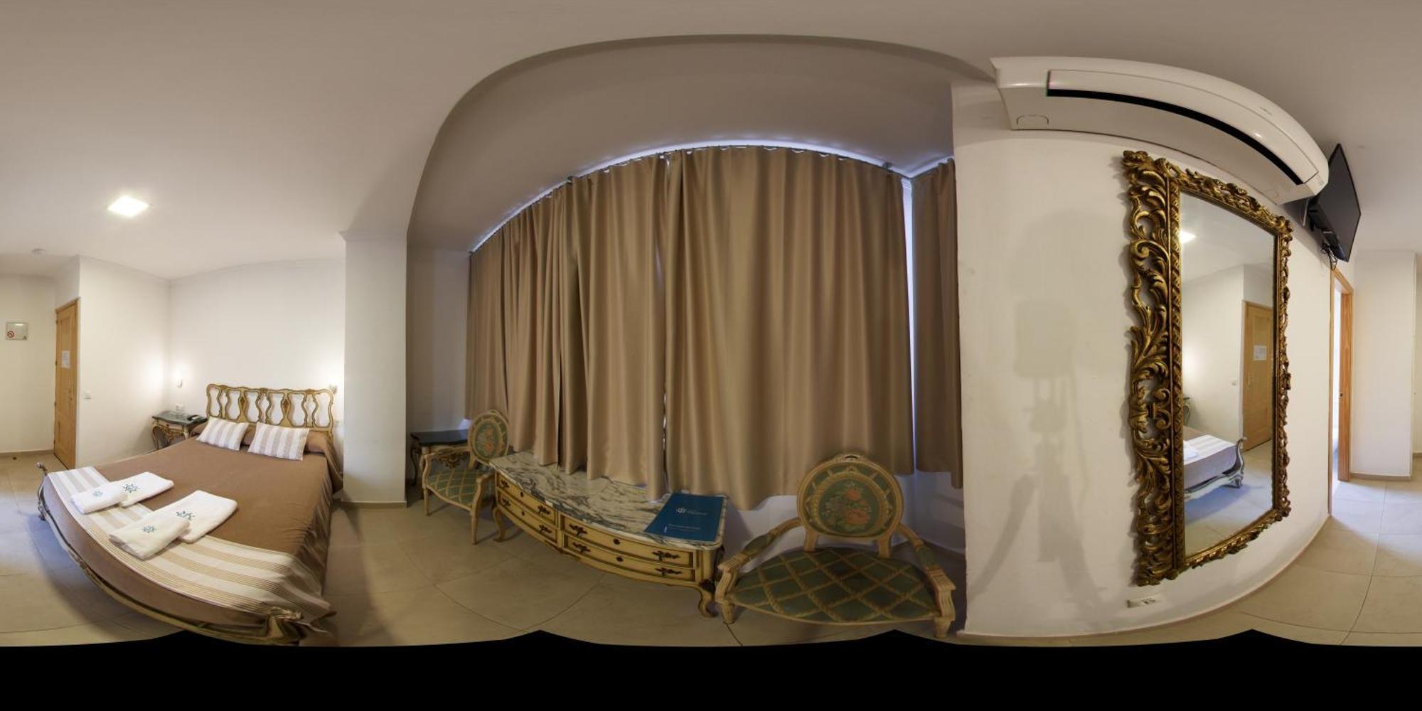 Deluxe Double Room Side Sea View