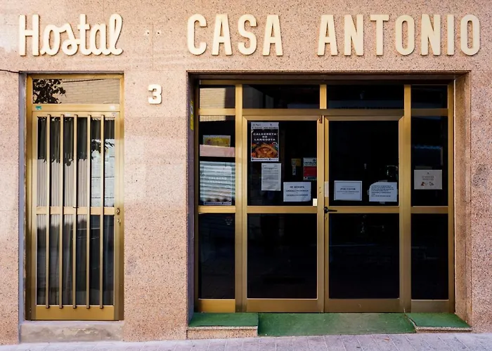 Hostal Casa Antonio by Vivere Stays Alicante